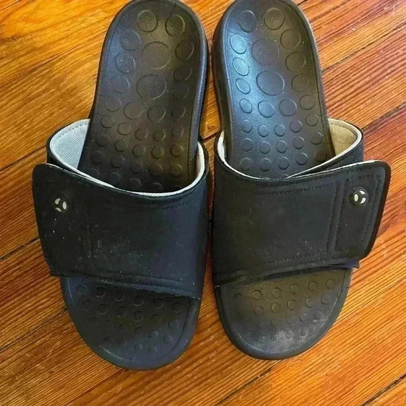 Sandals size 9 Slides/Black - Picture 1 of 1